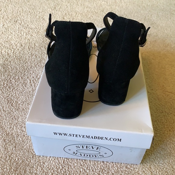 Irenee Ankle Strap Sandal - Picture 5 of 5